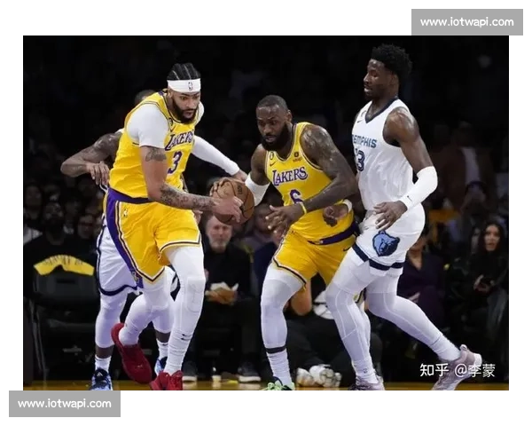 湖人对决火箭焦点之战全程直播解析明星碰撞看点季后赛走势前瞻